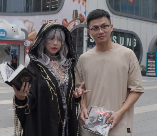 網石MMORPG鉅作《RAVEN2:渡鴉》上市在即 高人氣網紅「希希」化身遊戲角色「古列爾」降臨街頭